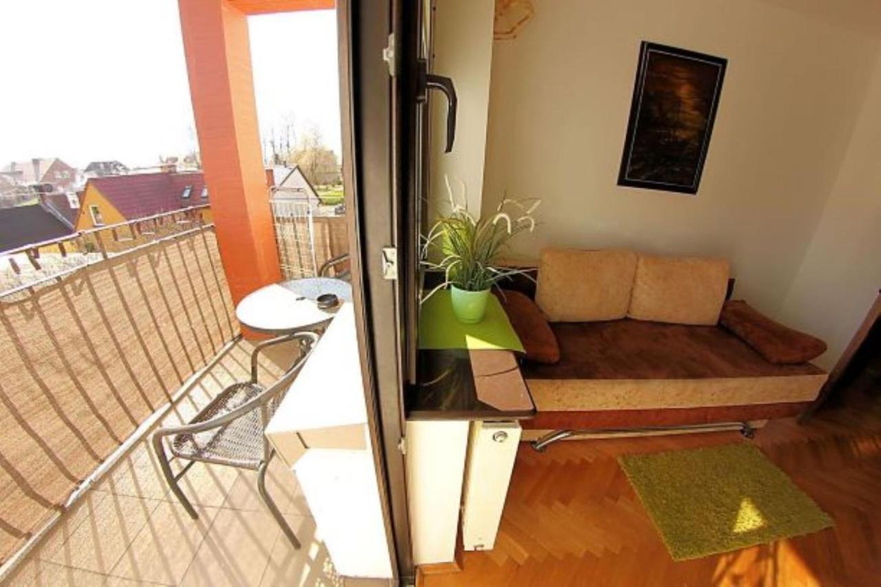 Apartament Teresa Łeba Exteriör bild